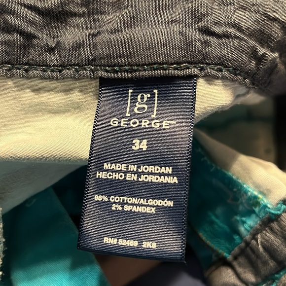 Cute men’s short - Picture 3 of 3